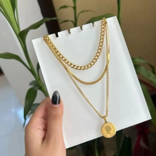 گردنبند زنانه سه لاین استیل طلایی و نقره ای رنگ ثابت